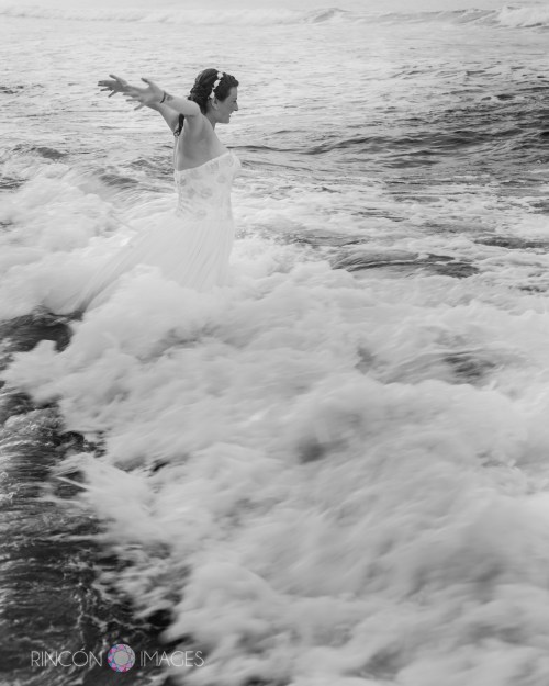 Feeling free! Jill takes the plunge after her wedding for some fun ocean pics.