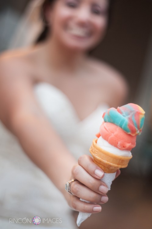 This bride had cream and cake for her wedding! Too fun! The cream was the perfect refreshing treat for a summer wedding in Puerto Rico.